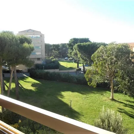 Apartment T2 Confort Au Coeur De La Coudouliere